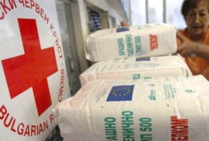 Започна раздаването на хранителни продукти в София